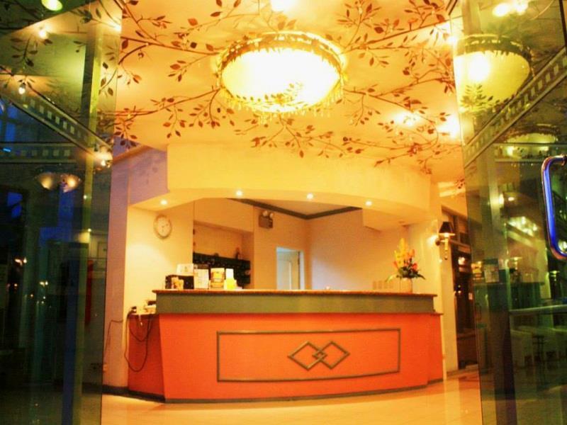 Royal Am Rei Hotel By Reddoorz Μπακολόντ Εξωτερικό φωτογραφία